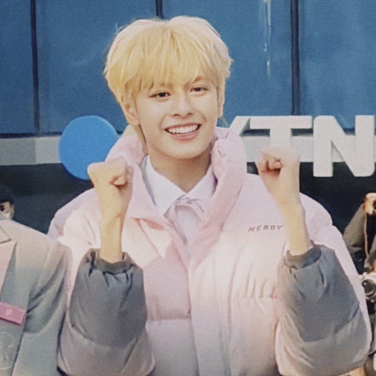 haisunshines's tweet photo. you are my sunshines ☀️
#보이즈플래닛 #BOYSPLANET #당홍하이 #DANGHONGHAI https://t.co/3xkTX4pK3r