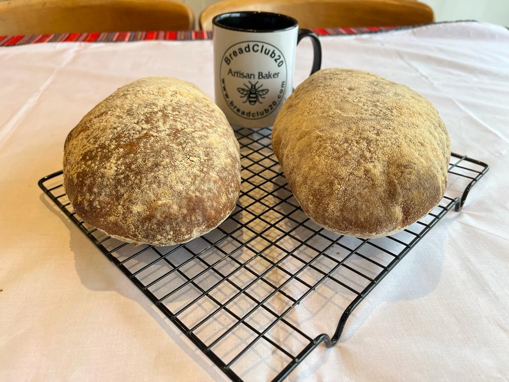 breadclub20.blogspot.com/2023/01/ciabat…
Ciabatta - BC20 style