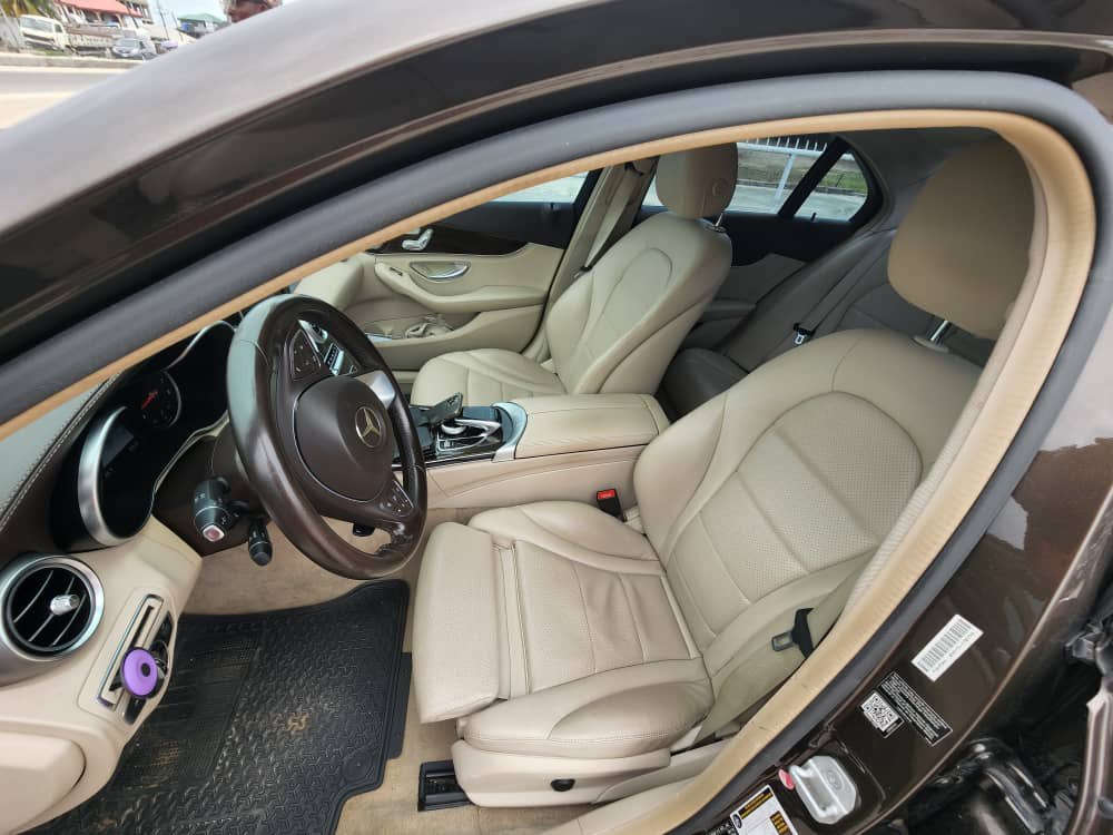 echidiimemotors's tweet photo. Make: Mercedes Benz
Model: C300
Year of manufacture: 2015
Condition: Registered ยฎ
Transmission: Automatic
Price:โฆ11,000,000
Location: Lagos
For more inquiries Dm
WhatsApp:+2347036231617
#Softechi https://t.co/eH5wF8QN1N