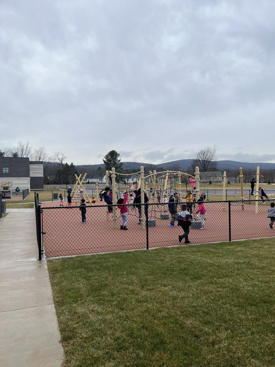 Yokechia Kenyatta tweet media