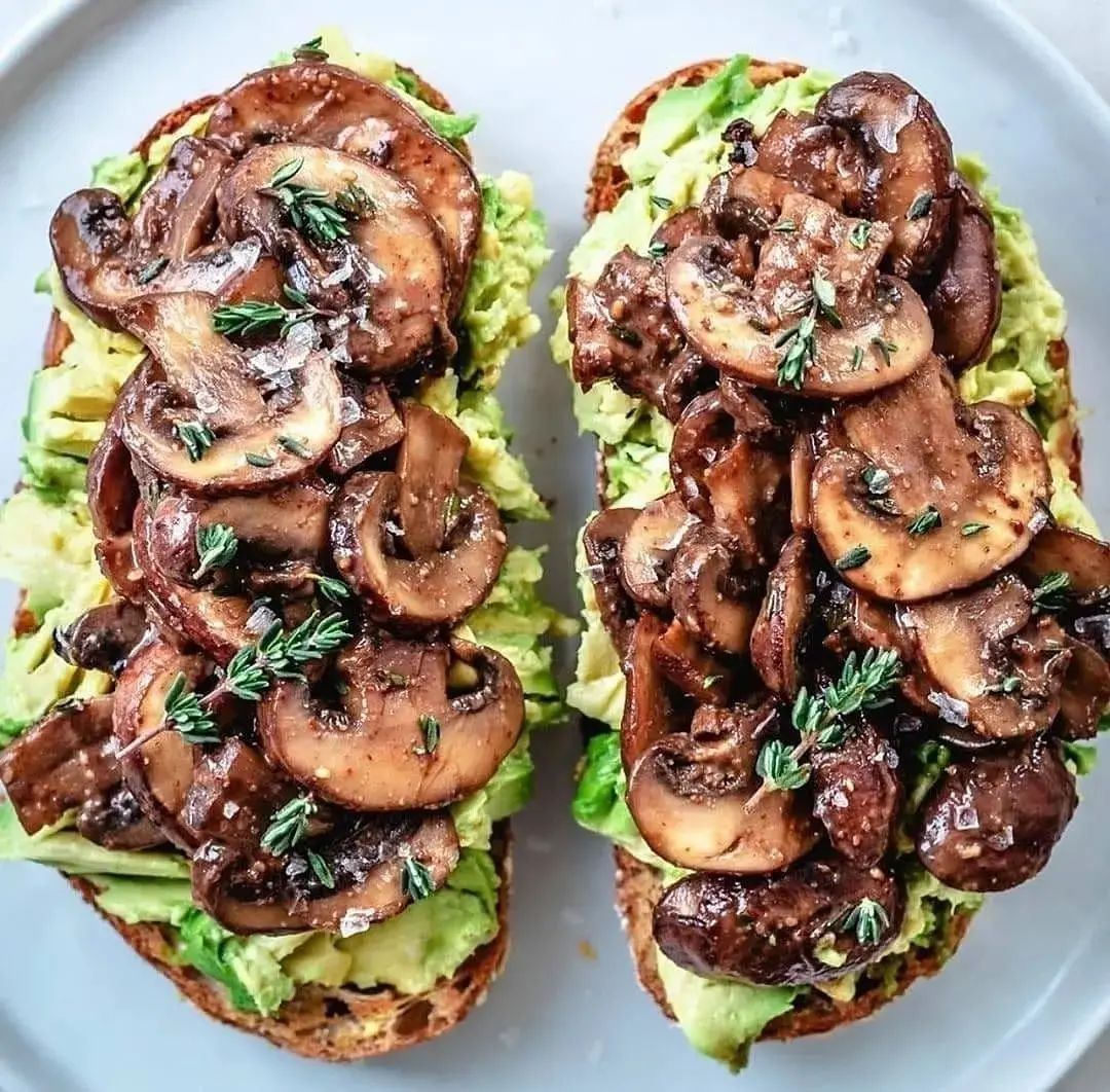Lowcarbjiji's tweet photo. Mushroom Avocado Toast!🥑
🙋Don’t forget to Get FREE eBook 🎁📩 "365 Days of Keto low carb recipes" are available in the link in my bio 👆👆 !! By: https://t.co/GL4bzanK4d
Follow us to see more !
#ketoresults #ketojourney #keto #ketolife #weightlosstransformations #weightloss https://t.co/A7d4BYxnZ9