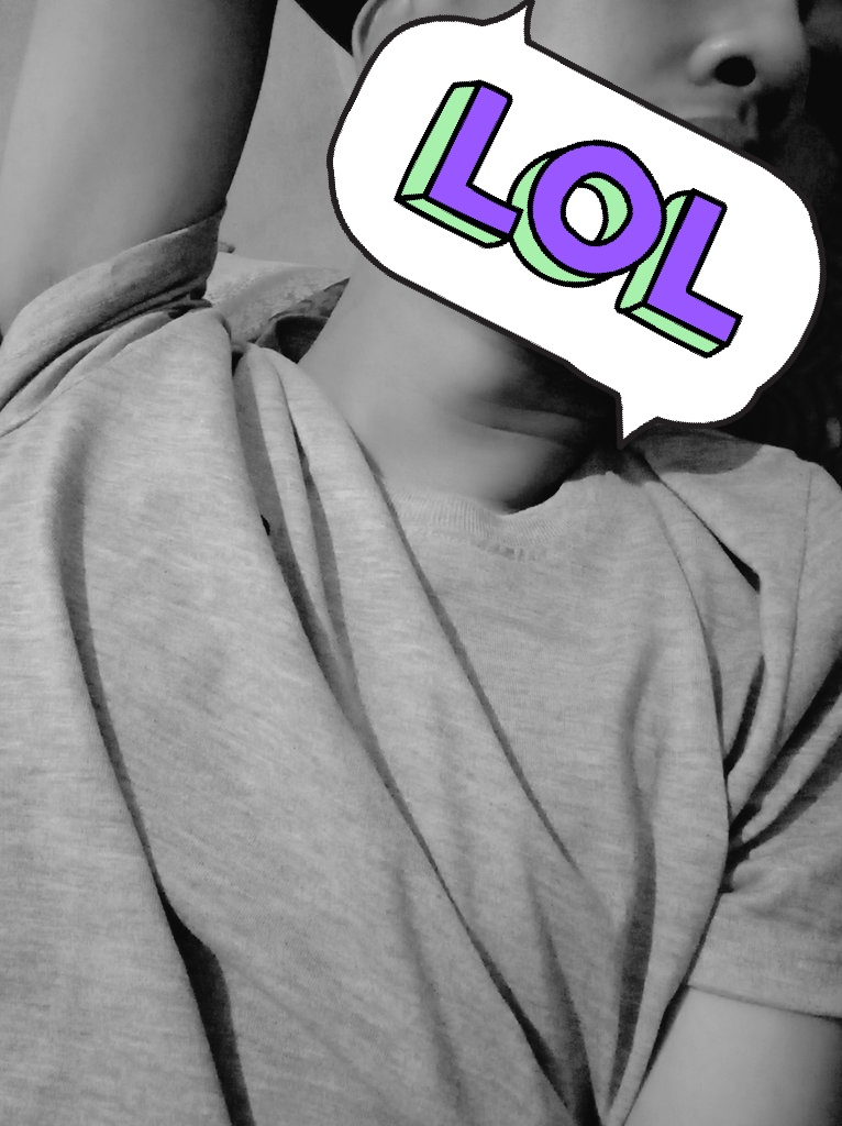Ello55562172's tweet photo. Capek badan pada ngrentek,,pengen di pijit... https://t.co/OsRtmZHwV2