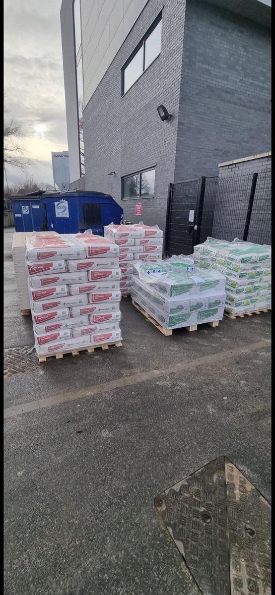 Rob Moore (@constructionfe) on Twitter photo Massive thanks as always to one of our main supporters <a href="/NottmCollege/">Nottingham College</a> #construction supplying us with free materials to help train tomorrows new #plasterers <a href="/britishgypsum/">British Gypsum</a> <a href="/RyanSeeleyBG/">Ryan Seeley</a> Paul Baum fantastic support much appreciated. Massive thanks as always to one of our main supporters <a href="/NottmCollege/">Nottingham College</a> #construction supplying us with free materials to help train tomorrows new #plasterers <a href="/britishgypsum/">British Gypsum</a> <a href="/RyanSeeleyBG/">Ryan Seeley</a> Paul Baum fantastic support much appreciated.