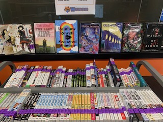 westviewlibrary's tweet image. New year, new books!  Stop by your library and check out our new books that arrived over break. @OPS_Westview #newlibrarybooks #librarylife