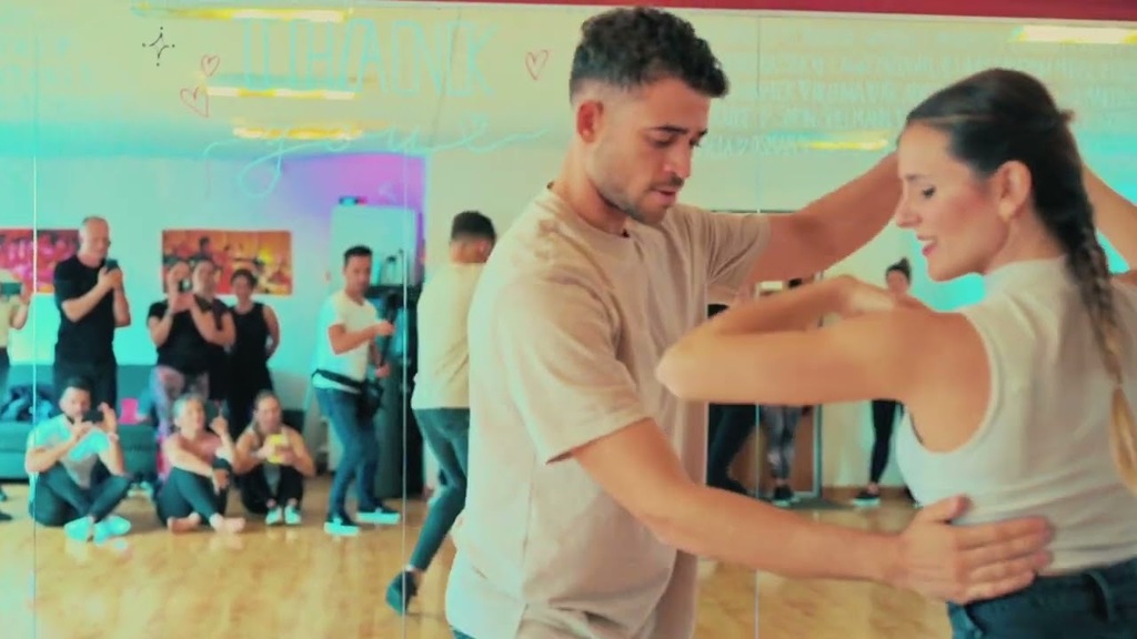 BailamosSalsa's tweet photo. Thank you so much Irene &amp; Tomás for coming all the way to Basel, Switzerland and teaching three workshops!
We've loved dancing with you on the Special Friday Social and learnt so much from you on Saturday!🙌🏼

We can't wait to have you back here one day!🙌🏼❤️

🎶: Monotonía - S… https://t.co/YRPhdNFwo3