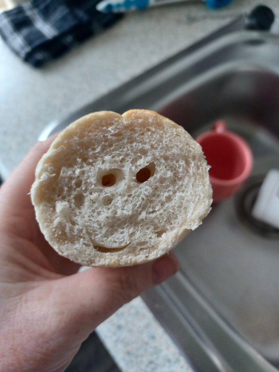 Day 5: Hello @64M_Artists 
He was doomed to live life within! 
The yeast put his head in a spin!
Then along came a knife,
To begin his new life,
As a rollface, just cute as a pin 😊🥖 

#64MillionArtists 
#TheJanuaryChallenge