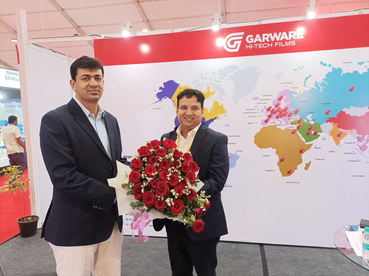 garwarehitech's tweet photo. Mr. Deepak Joshi greeting Dr. Abhijit Choudhary, the Commissioner of Municipal Corporation, Aurangabad.
Garware Hi-Tech Films is here in Aurangabad.
Find us at Stall No. G3, G4 & G5.
#garwarehitechfilms #aurangabad #municipalcorporationcommissioner #expo2023 #garwareevents https://t.co/meIWy6TXFJ