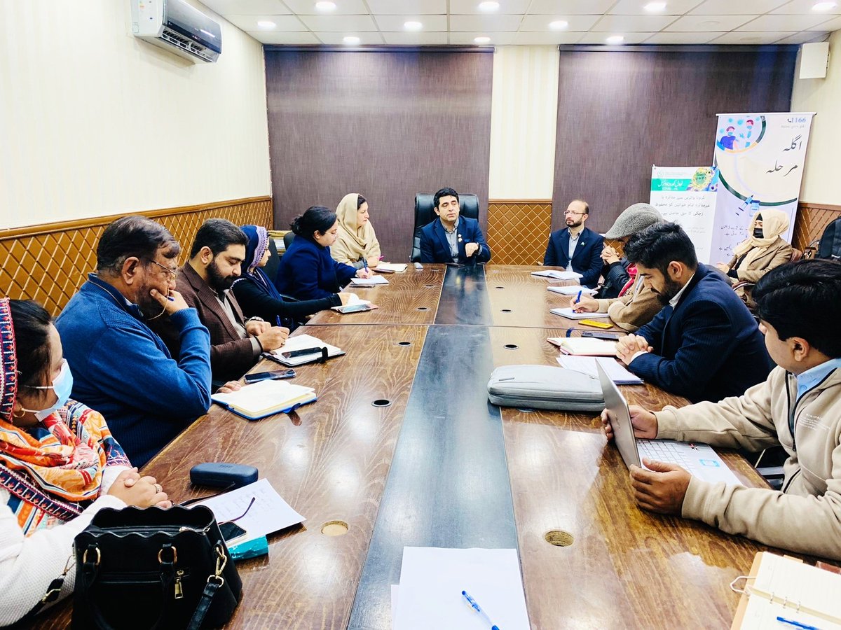 ZaeemZia's tweet photo. Making Islamabad Tuberculosis Free!

Meeting Common Management Unit, The TB Control Program under the stewardship of the @nhsrcofficial, the @DhoIslamabad is committed to eradicate Tuberculosis by enhancing surveillance and ensuring free treatment for the patients.

#TB #Health https://t.co/nl2Mc2NXUA