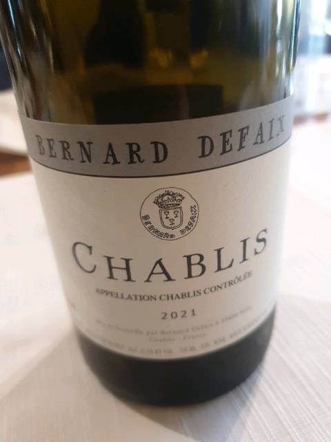 Ottimo vino d'apertura,elegante, agrumato, sapido, Chab…. Wine da Bernard Defaix tramite Vivino: vivino.com/wines/169332997