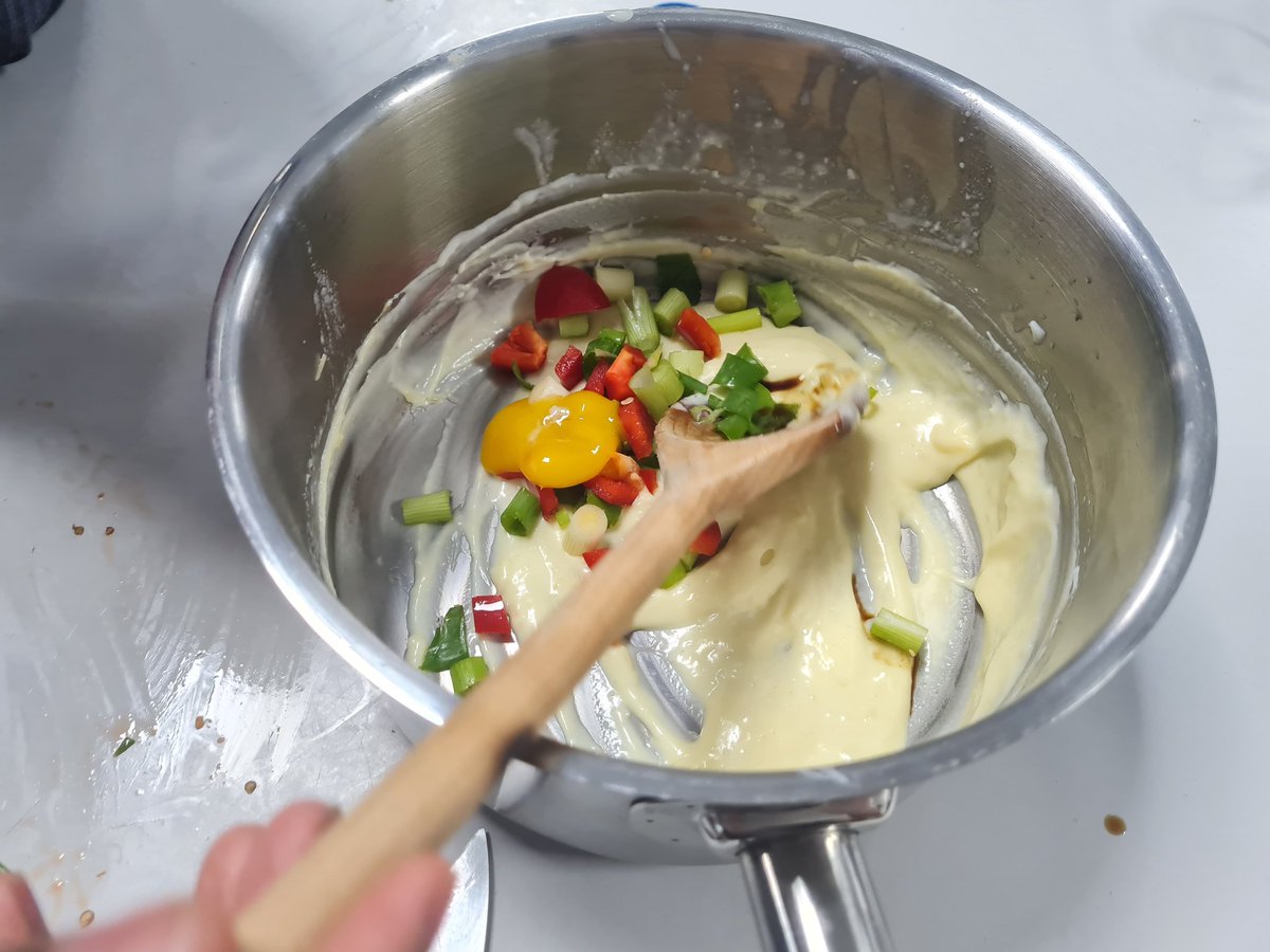 MrsJamesKitchen's tweet image. @Foodafactoflife @FoodTCentre @cookeryteacher  The student kitchen @Whitefield_NW2 reopend today with 8A making Welsh rarebit  making a pananda thick roux holding sauce &amp;amp; enriching with egg yolk to glaze happy faces all round &amp;amp; a great buzz  #functionalproperties #eggs