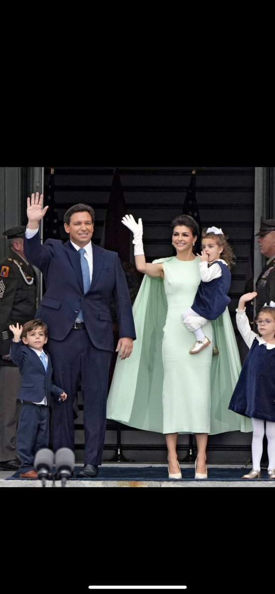 szeer's tweet photo. She thinks she Eva Peron and it’s 1958. https://t.co/xbGPol6LYR