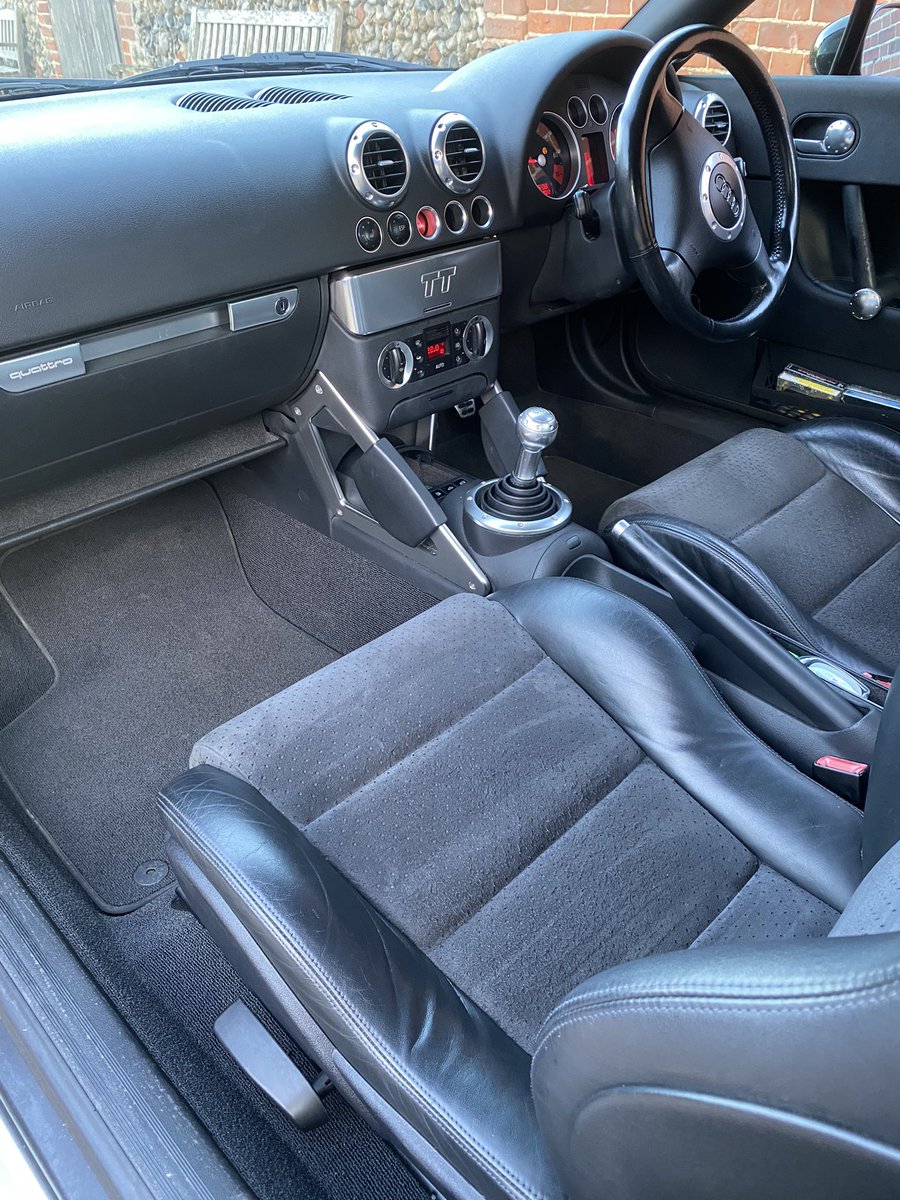 With the Quattro Sport TT top of the <a href="/HagertyUK/">Hagerty UK</a> bull market 📈 list for 2023… here’s a very affordable way in on that Mk1 TT future classic goodness via <a href="/ACAKingsLynn/">Anglia Car Auctions</a> 280bhp TT: angliacarauctions.co.uk/classic-auctio…