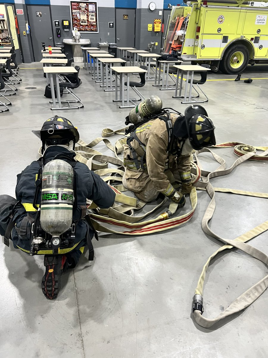 🚨senior firefighter students working on skills to get moving after Christmas brake 🚨