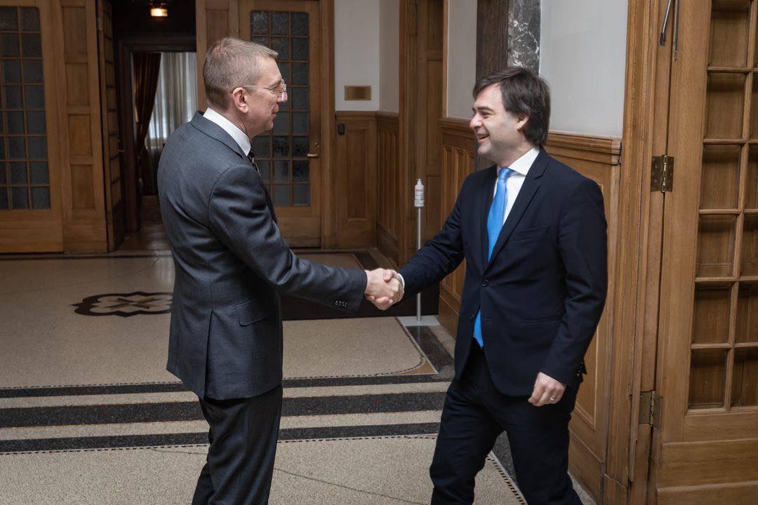 Delighted to be back to Riga for discussions with my counterpart <a href="/edgarsrinkevics/">Edgars Rinkēvičs</a>.

We spoke about Moldova’s EU accession &amp; Latvia’s support for our membership path; exchanged views on regional security; and discussed a range of bilateral issues including boosting business links.