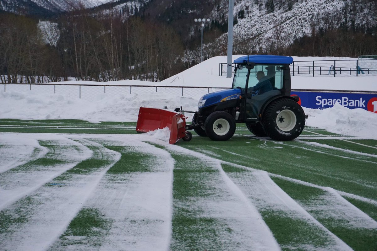 2️⃣0️⃣2️⃣3️⃣ er i gang… ⚽️💚