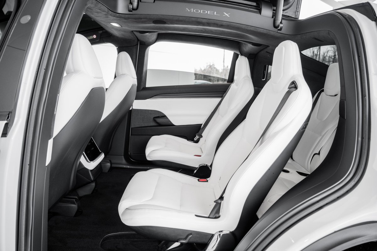 EAGDC's tweet image. They say it&apos;s 1020 HP...not necessary to add many more details after that, huh? 
Call 703-712-8324 for details. 

#TeslaModelX #ModelXPlaid #ElectricCars