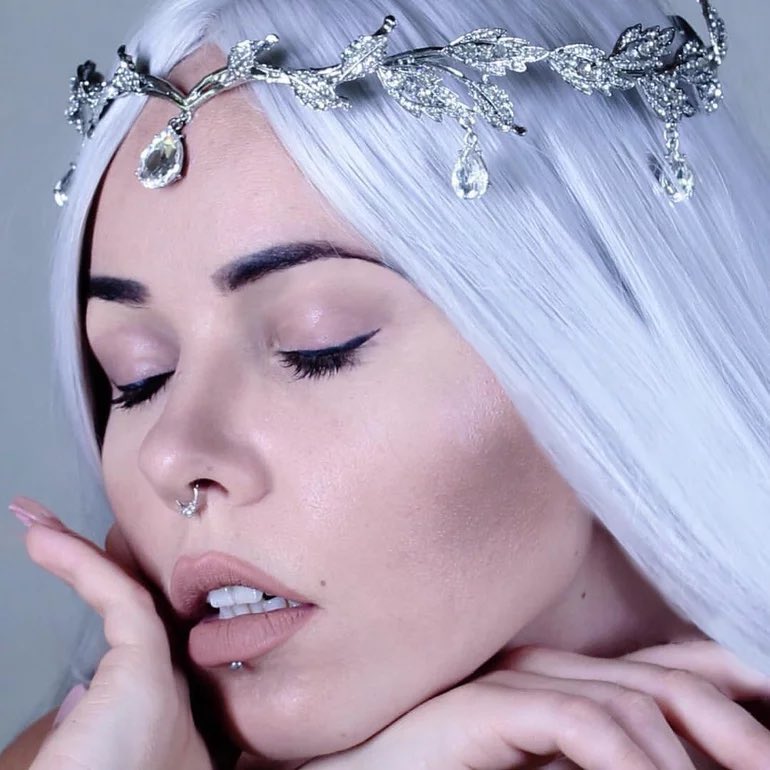 KerliFotosBR's tweet photo. Kerli está de comeback marcado para o dia 27 de Janeiro. 🖤
Faça o pré-save e fique por dentro do primeiro lançamento da artista desde o #ShadowWorks, de 2019. https://t.co/Zijz4v9Crk https://t.co/FeuKYOs6VM