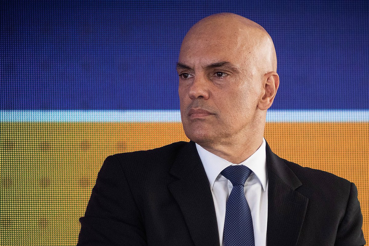DevInformado's tweet image. Alexandre de Moraes determina própria prisão após provável ataque hacker 

Leia mais: tecmundo.com.br/seguranca/2578…

#Segurança #Ataquehacker