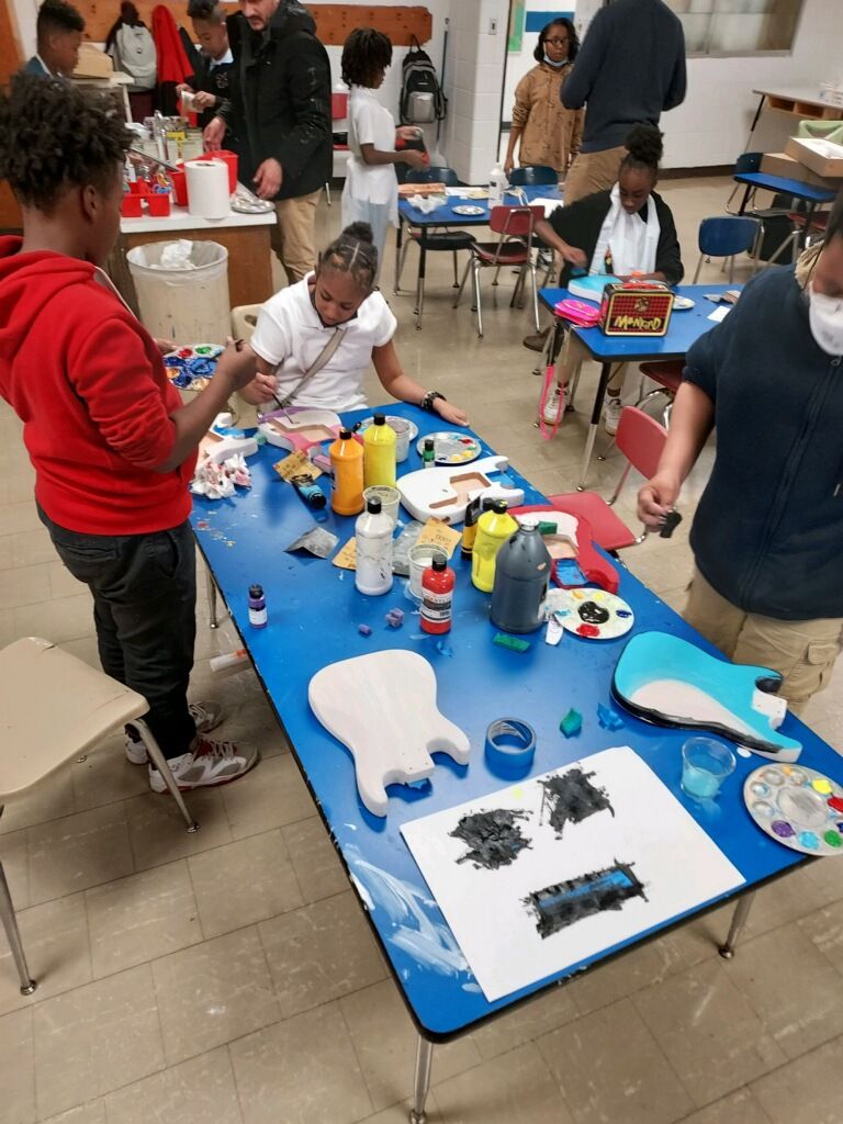 Staff members Andy and Lillian have been working with students at Northview Elementary School this semester building guitars. The guitars are unique and personal to each child and teach fantastic STEAM skills. The guitars are not a toy, each are a real playable instrument. 🎸❤️🎶