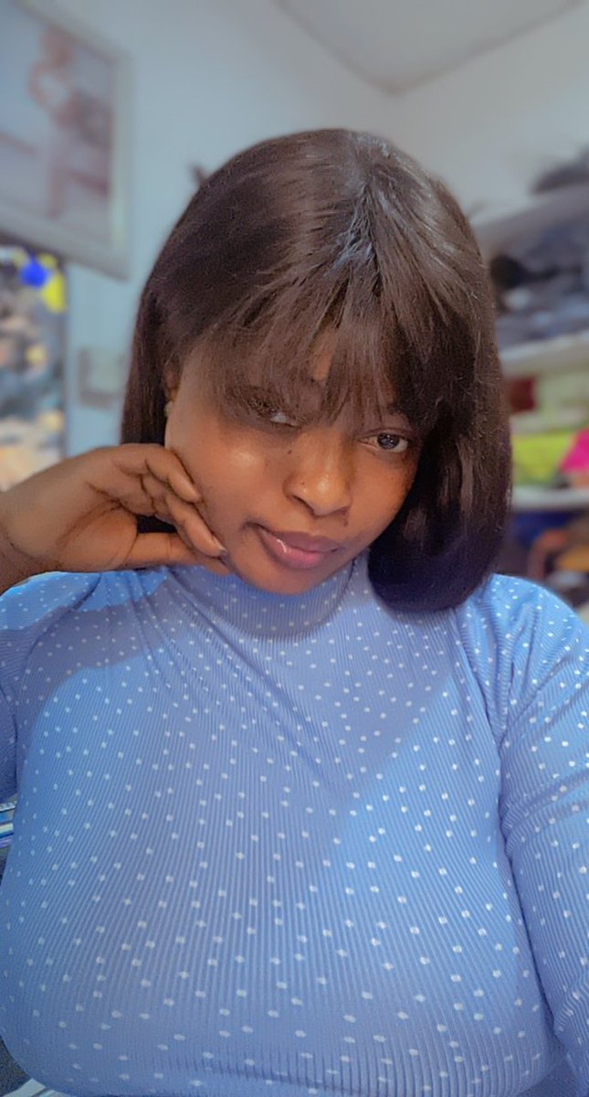 NaomiOflagos's tweet photo. My 2023 kicking off slowly. https://t.co/fsIdlWWvyo