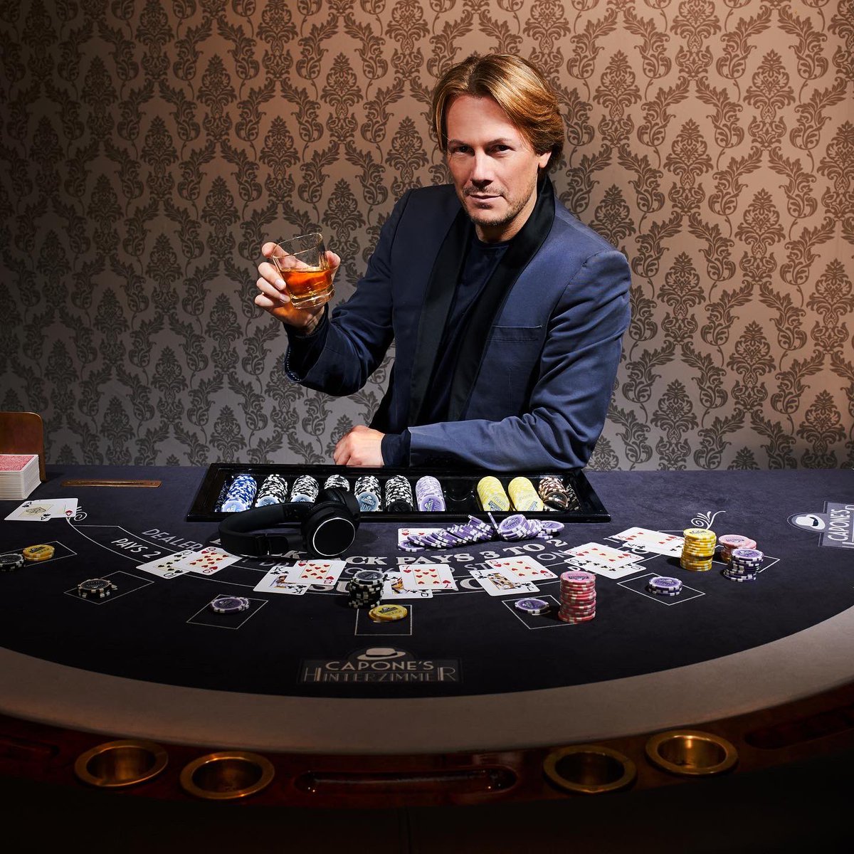 cheers to XX23 all the best for all of you ★☆