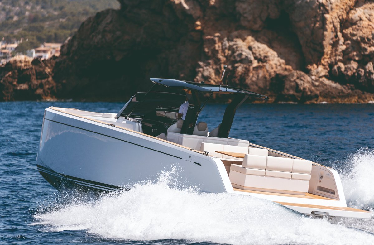 Join Pardo Yachts at boot Dusseldorf @nonstopboot and take a look at the Pardo 38 walkaround yacht. Enjoy entertaining with ample seating in the cockpit with a wetbar and grill.  
argoyachting.com/pardo-yachts/
#boatshow #bootDusseldorf #newyacht #yachtforsale #pardoyachts #italianyacht