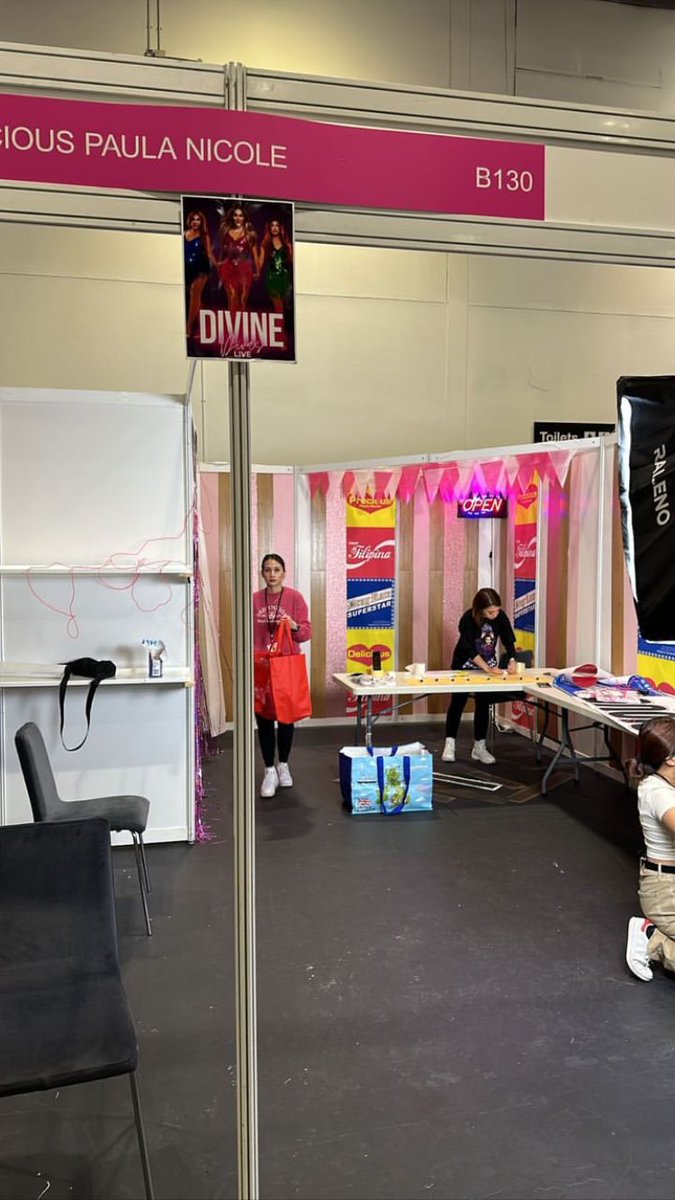 Divine Divas conquering UK <a href="/PreciousPaulaN/">Precious Paula Nicole</a> <a href="/VinasDeluxe/">Viñas Deluxe #MisisIt</a> <a href="/brigiding/">brigiding “The Brightest”</a>.

Precious, sobrang mapagmahal mong tao. Di lang sarili mo yung nirepresent mo, buong divine divas tlg. I mean, hello nasa entrance lang naman ng booth yung poster nila. 🥺

I’m so proud of this trio, Lord. 😭