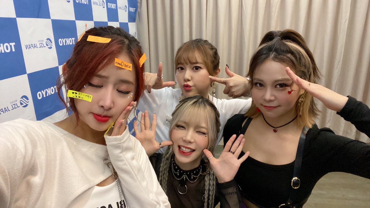 st_onair_global's tweet image. 今日から2部のライブ‼️
皆んな今日もありがとうございました❤️ 明日も5時、8時半だからヨロッピ😆❗️🧡
＃オンエア #온에어 #옹에아 #OnAir