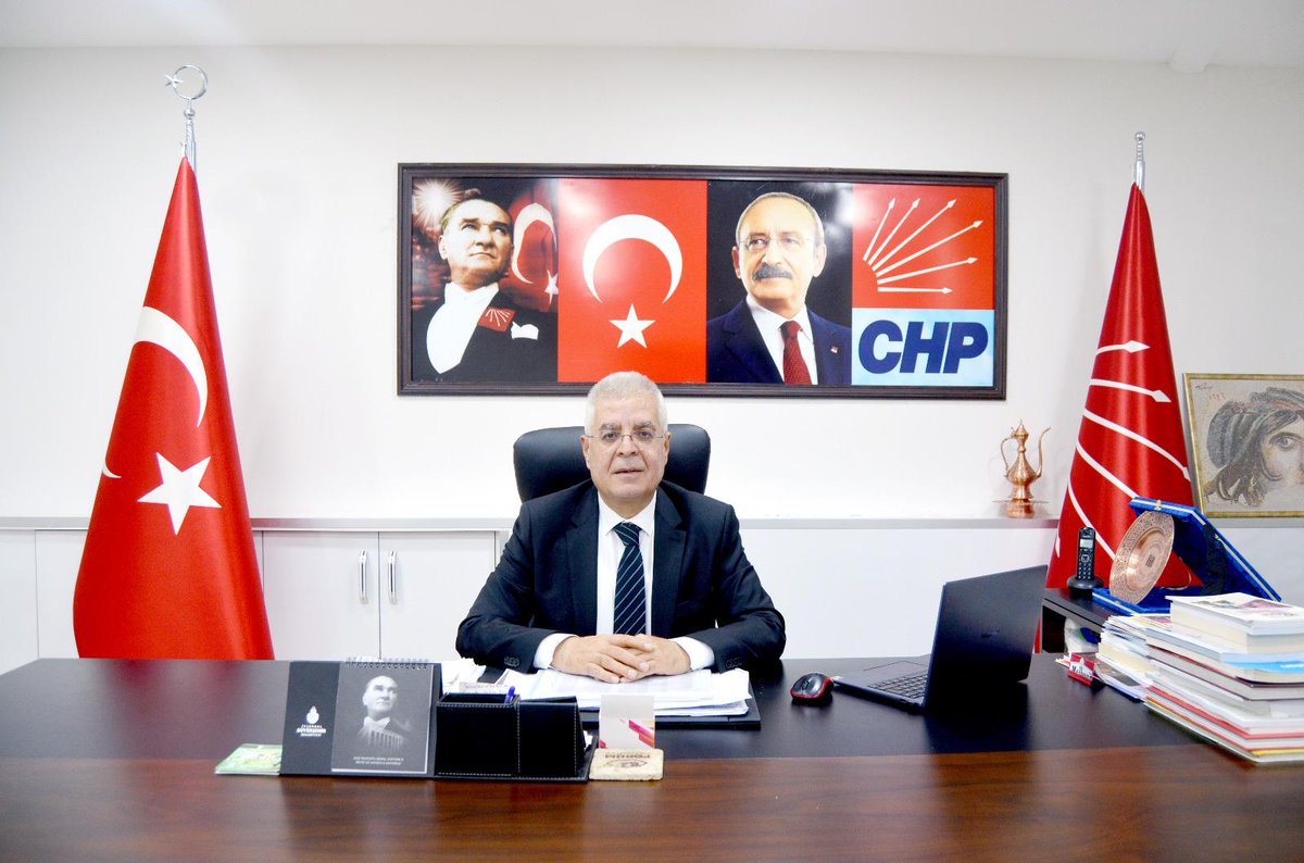 FlaneurHaber's tweet photo. İşte CHP Gaziantep’in 2023 Kadrosu▶https://t.co/cVGegK9r24 @chpgaziantepil @NesetUcarCHP #SONDAKIKA #SonDakika #haberler #Gaziantep https://t.co/YQqZIerChi