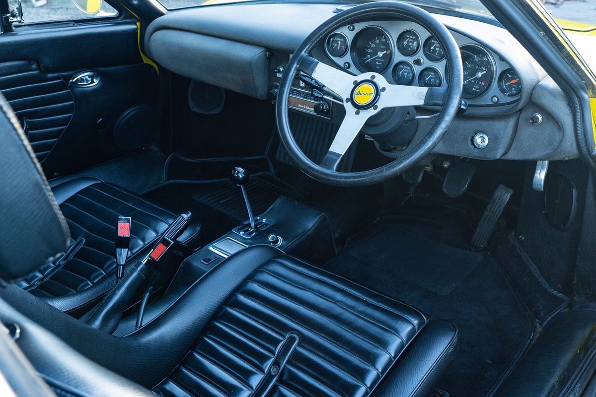 Foskers Ferrari tweet media