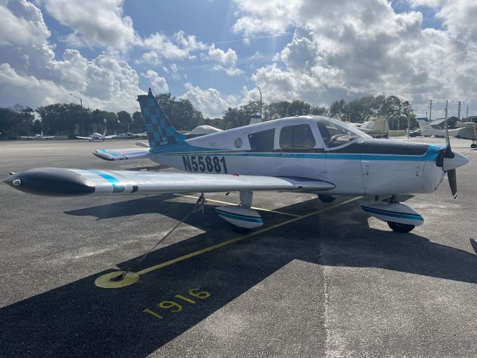 AircraftLookup's tweet photo. Undervalued plane alert: 1974 Piper Cherokee 140 in PALM BEACH FL USA. Priced at $63,000, undervalued by 36%: https://t.co/uyWYC2Pngb https://t.co/rvquKN4cBu