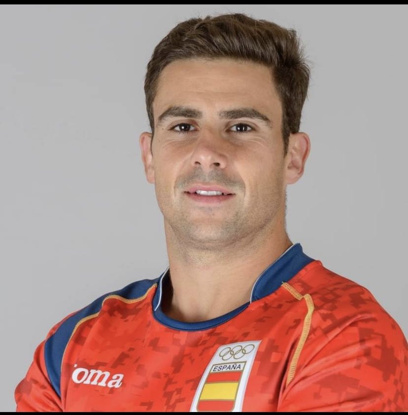 pfeixas's tweet photo. alegria para el deporte granadino  la Federación Española de Rugby  @ferugby nombra al motrileño Paco Hernández y Alberto Socías como nuevos responsables de  la selección española absoluta de Seven masculin. @PacoHernandez_6 ha sido capitan del combinado nacional  varios años https://t.co/DJP0Sb6hj2