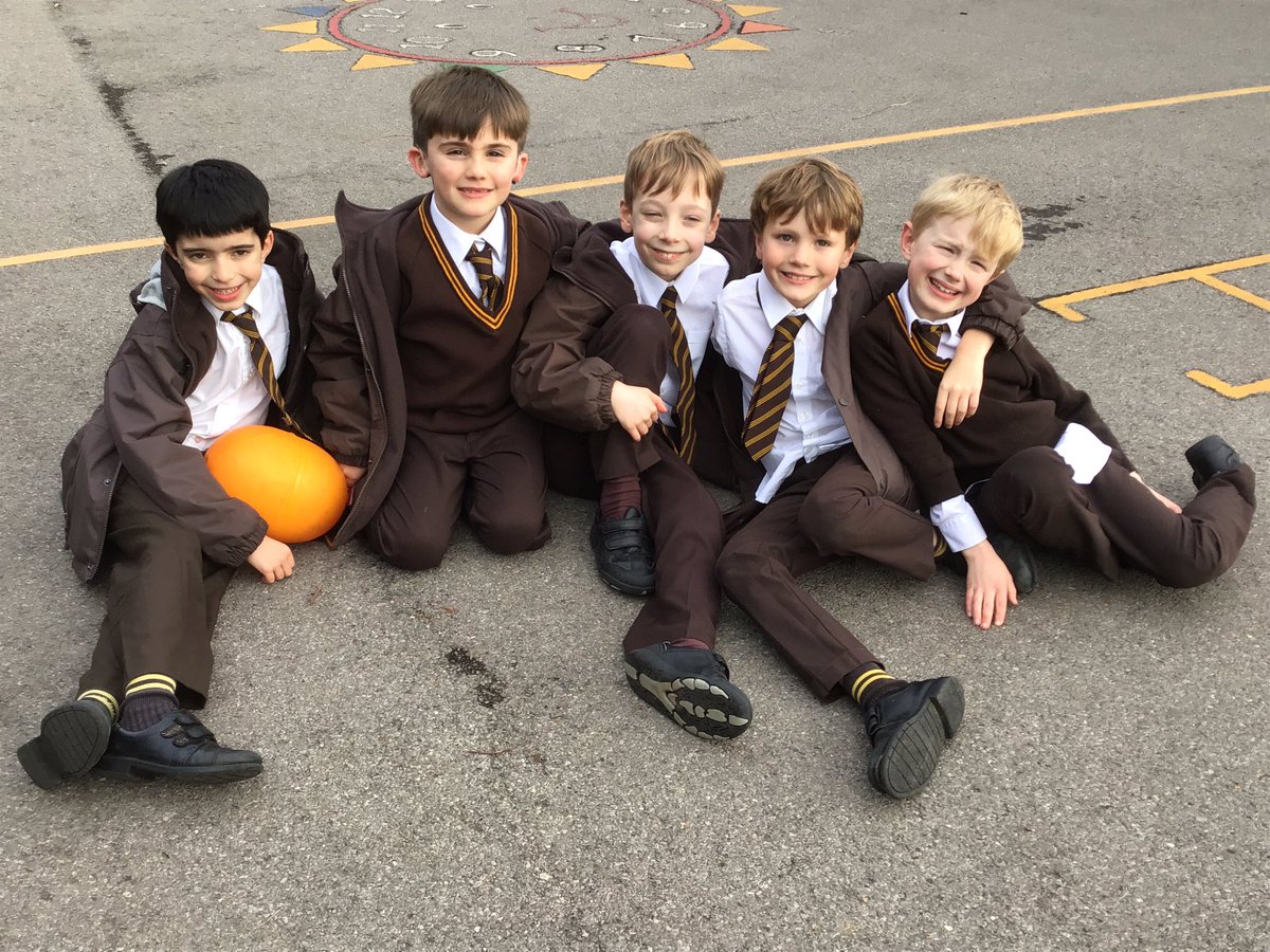 ‘To be with old friends is very warming and comforting.’ - Ian Ziering @Sthilarysschool #friendship #PrepSchoolSurrey