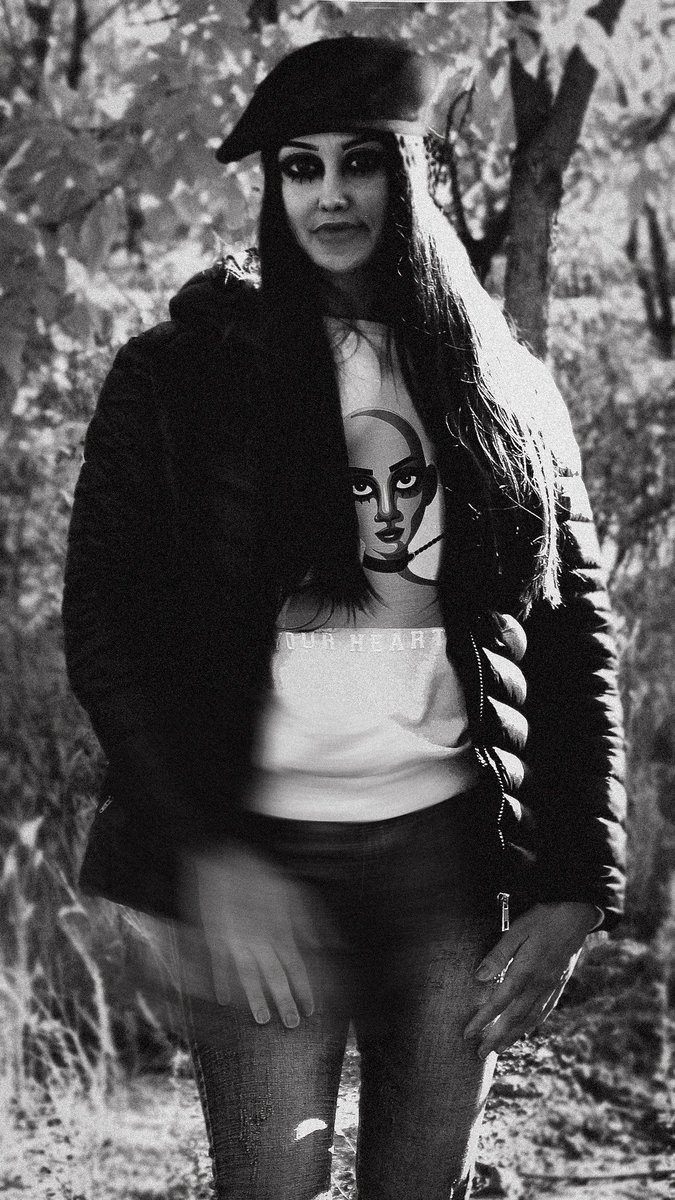 muz_techno's tweet photo. My style
#mystyle #photo #art #fashionstyle #nftfashion #NFTs #print #makeup #ladyart #girlsonly #beautiful https://t.co/BK57BXmNw4