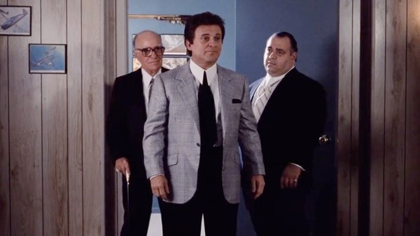 Kevin McCarthy walking into the new Congress with a fresh majority