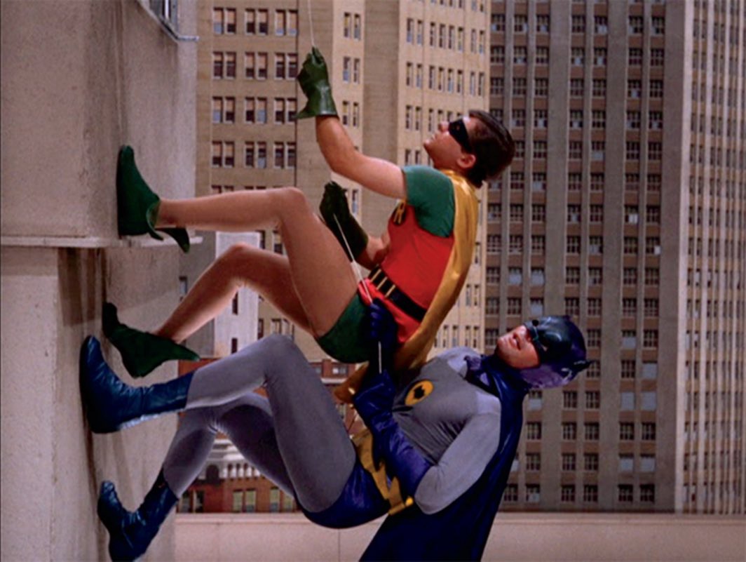 60s_Batman's tweet photo. In the middle of a Batclimb #BadTimesToBreakWind https://t.co/ZthcETuGqR