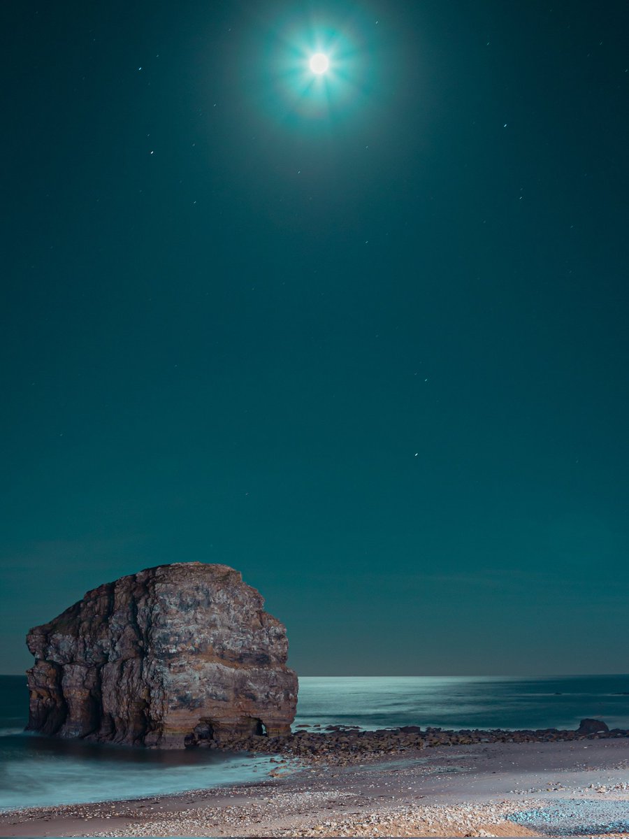 r_steady_shoot's tweet photo. Marsden rock south shields ❤️ #sanddancer #southshields 

 @NorthEastTweets https://t.co/xR8UfDUTV2