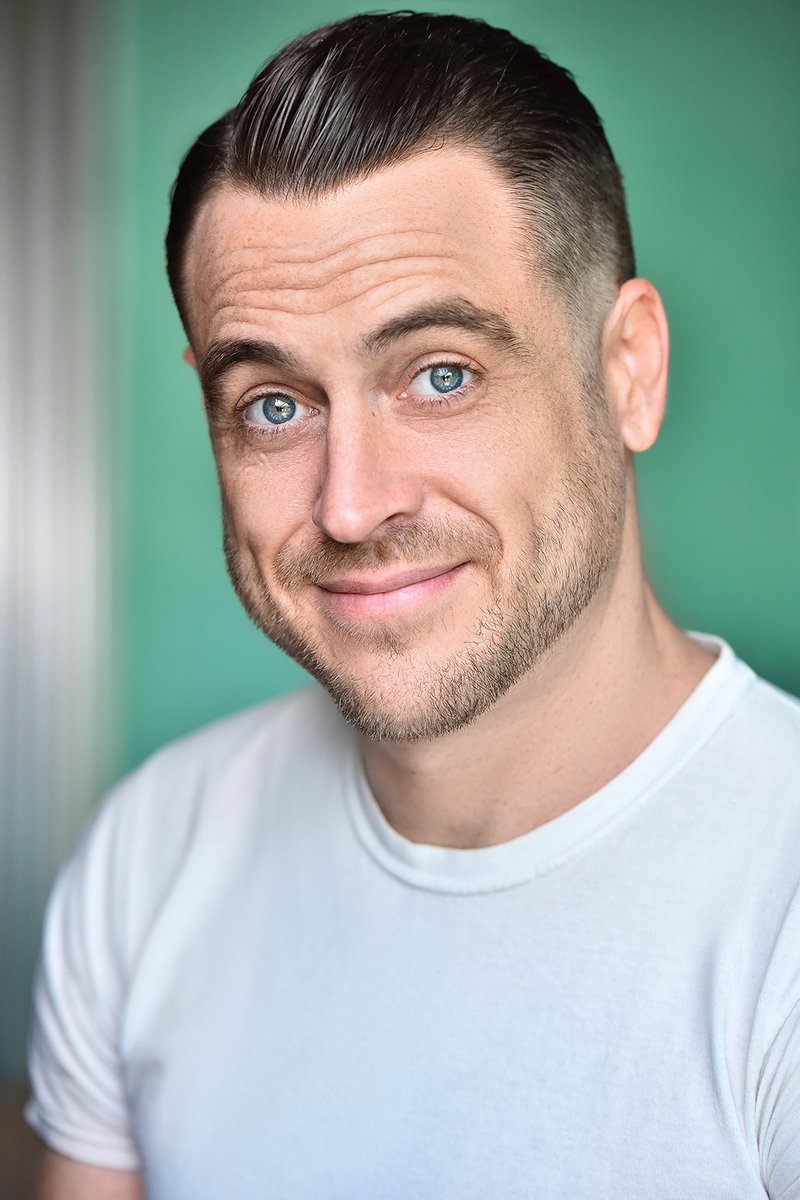 HeadshotsByMarc's tweet photo. Marc Cartwright Headshots
https://t.co/jsWZBoD6km 
Los Angeles Headshot Photographer 
#newheadshots #headshotphotographer #laheadshots #losangelesphotographer #losangelesheadshotphotographer #headshotsession #actorlife #actorheadshots https://t.co/3EAH0BtW2M