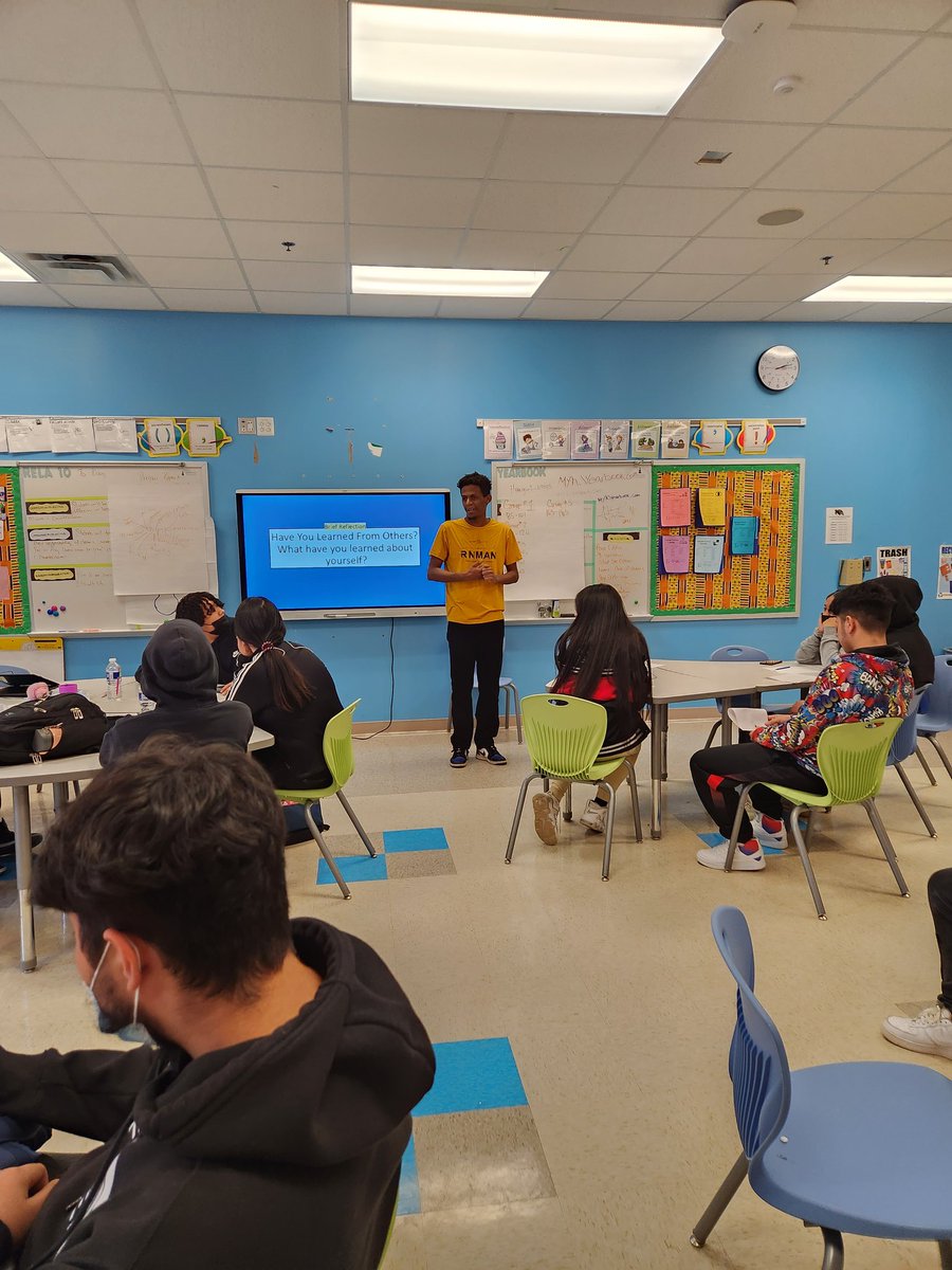 It was an absolute joy to see one of my former @PGCPSESOL students pay it forward by facilitating lessons from the @ilearnamerica curriculum at @ihslapg during his college break #ESOLonFire