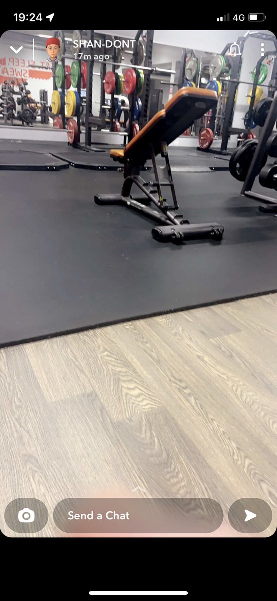 Jameshectorshep's tweet photo. Flat bench?? Too easy for my brer Shando. He’s put it on incline iday 🤜🏿🤛🏿💪 https://t.co/Z1MsoPEdwy