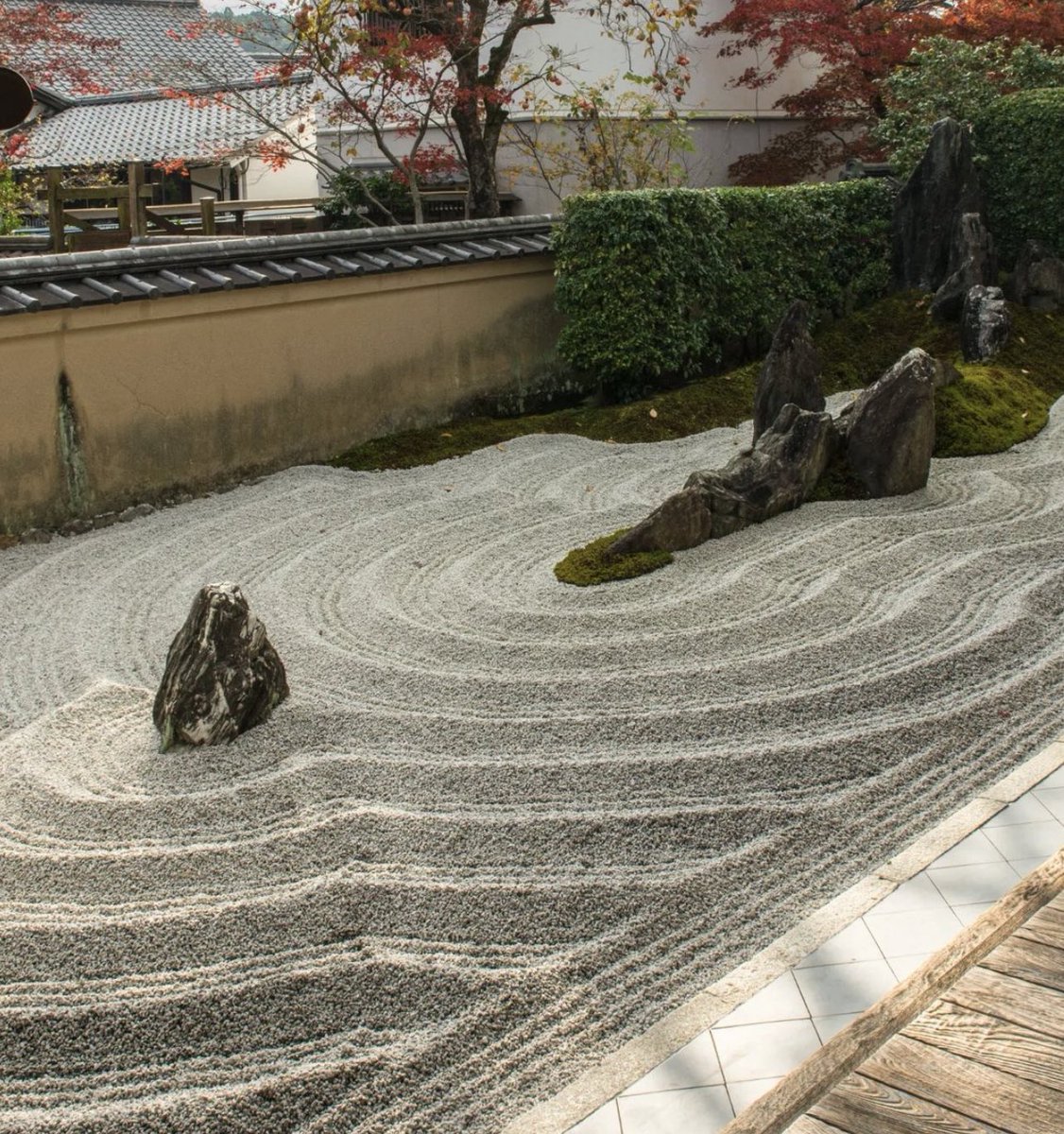 Outlander Magazine tweet media