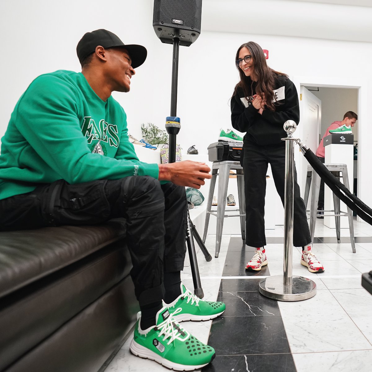 The Endstate team and @DeVontaSmith_6 at this week's meet &amp; greet exclusively for Honey Drip sneaker owners.
