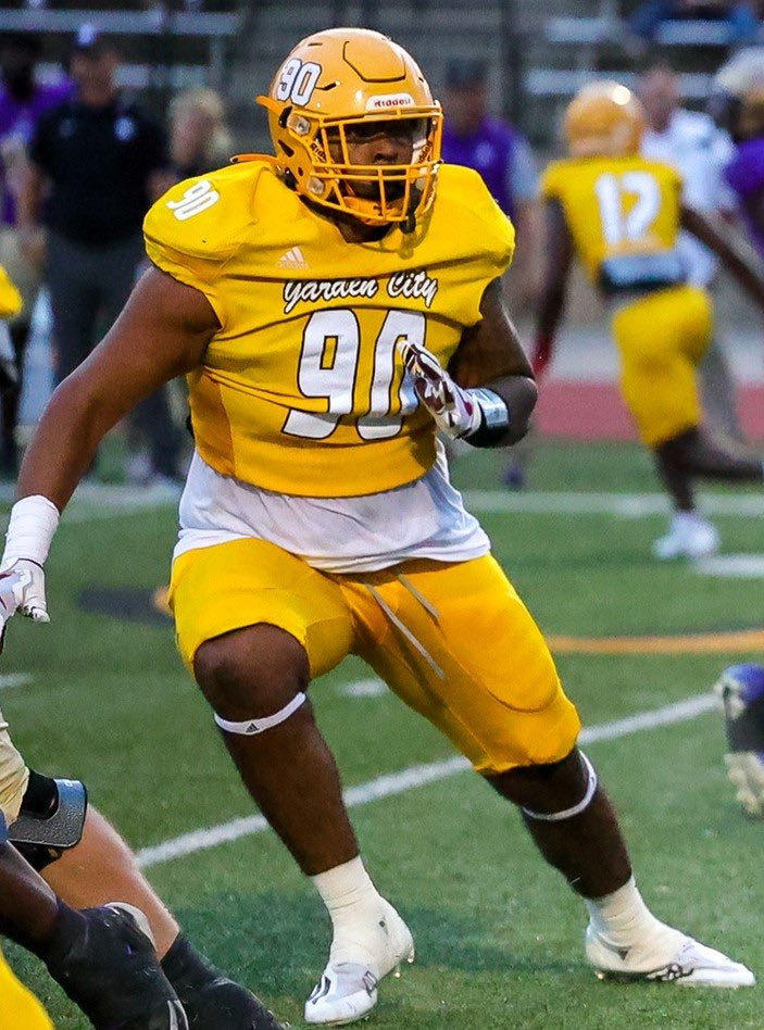 Zach Blackwood <a href="/ZachBlackwood/">Zach</a> @ Garden City JuCo <a href="/GCCC_FOOTBALL/">Broncbuster Football</a> picks up ⁦<a href="/LibertyFootball/">Liberty Football</a>⁩ Offer ⁦<a href="/ThomasMinnick7/">Thomas Minnick</a>⁩