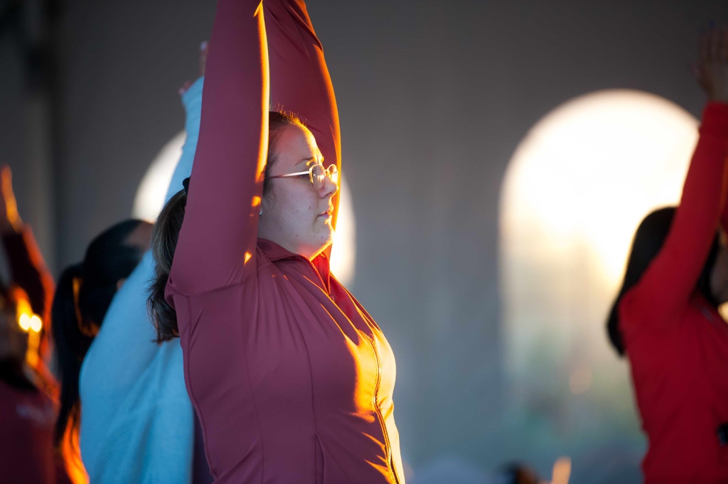 ALSdoubleplay's tweet photo. Let's start the year off right with a bit of movement.
Whatever you do to keep yourself healthy this year, don't forget to breathe deeply. 

#ALS #LouGehrigsDisease #icebucketchallenge #findacure #MND #motorneuronedisease #cureALS #ALSaware #ALSresearch #makeALShistory https://t.co/UFe0ehv8B4