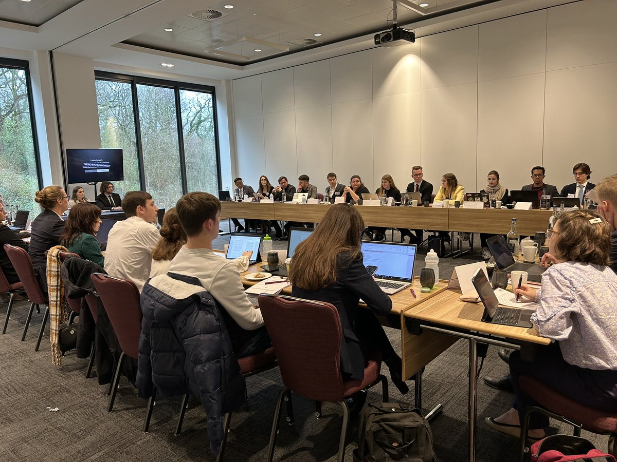 euacademy_dcu's tweet photo. No better way to end an intense day of negotiations. Many thanks to @UniSouthWales for hosting us tonight. What a wonderful evening! #EuroSim2023 https://t.co/S3SDNuEFhr