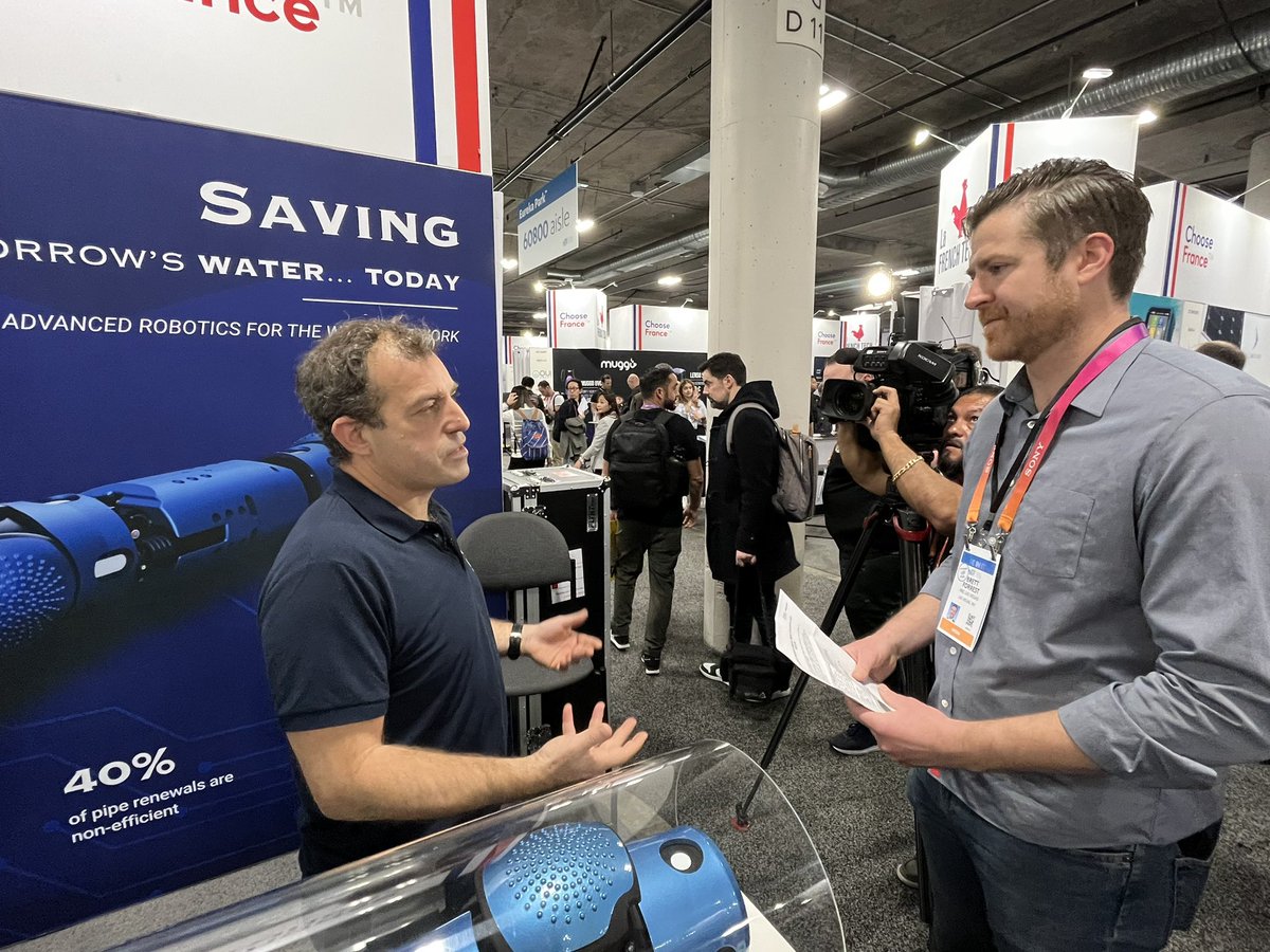 AcwaRobotics's tweet photo. The morning continues with an interview of Jean-François Guiderdoni on #NBCLasVegas 🇺🇸

Our robot arouses the interest of the #CES2023 community ! 

#ACWARobotics #Water https://t.co/w3N5809IWf