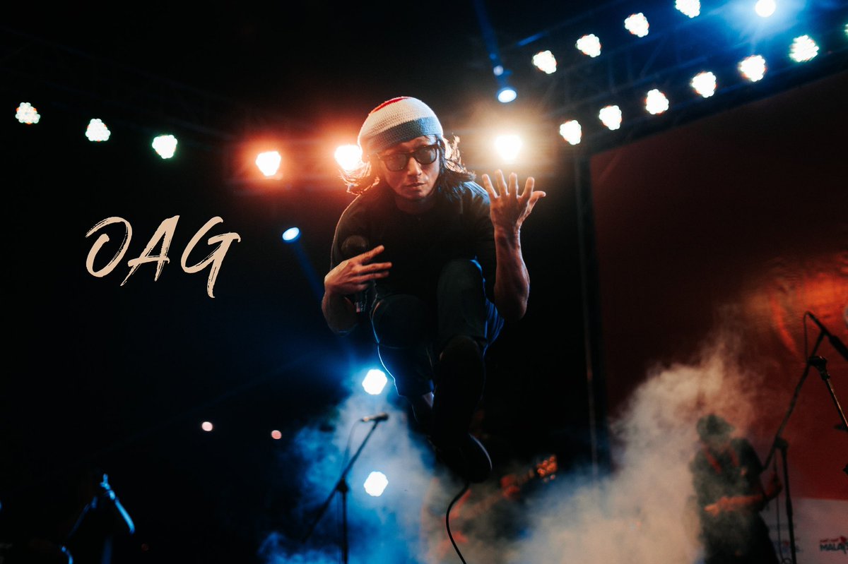 ConcertMoments3's tweet photo. @QiRazali0808 Sebab kan Qi kata last show. Aku nak share last photo OAG aku simpan. https://t.co/OUvmatEwCR