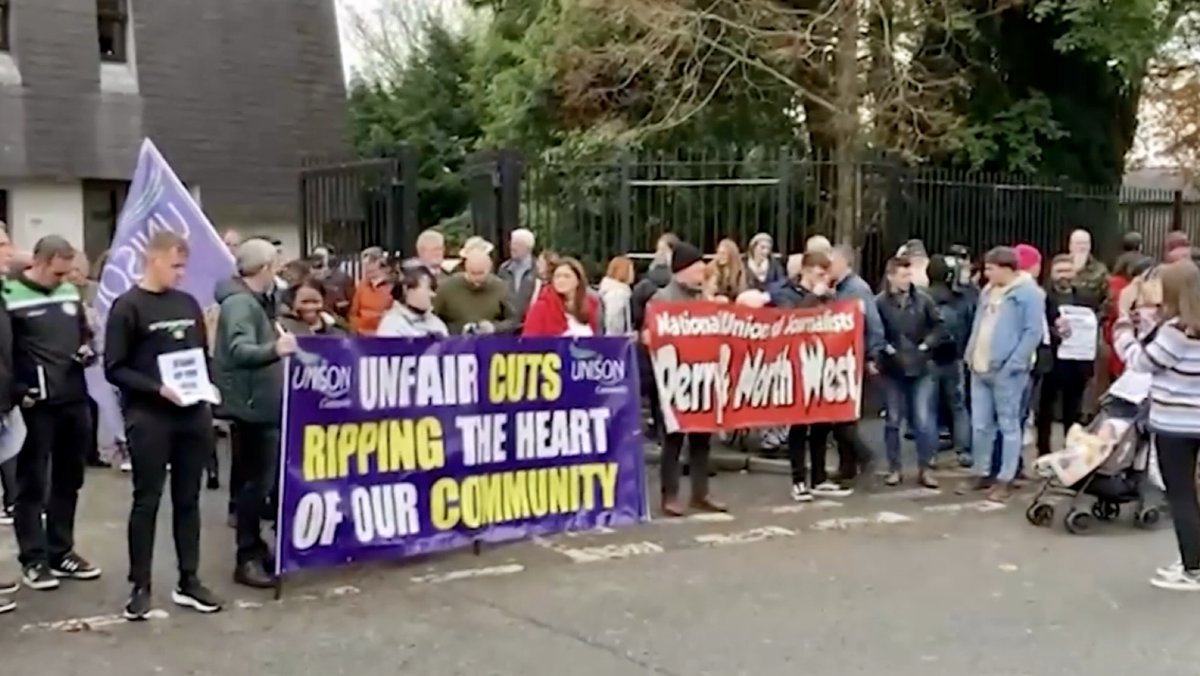 RadioWatcher's tweet photo. People of Derry aren’t going to be pushed about, Save Radio Foyle meeting hears https://t.co/3GJ5R4L1WD

#savebbclocalradio #bbcni #ukradio #bbcradiofoyle #radionews #londonderry #bbccuts https://t.co/OfzTUfgFMH