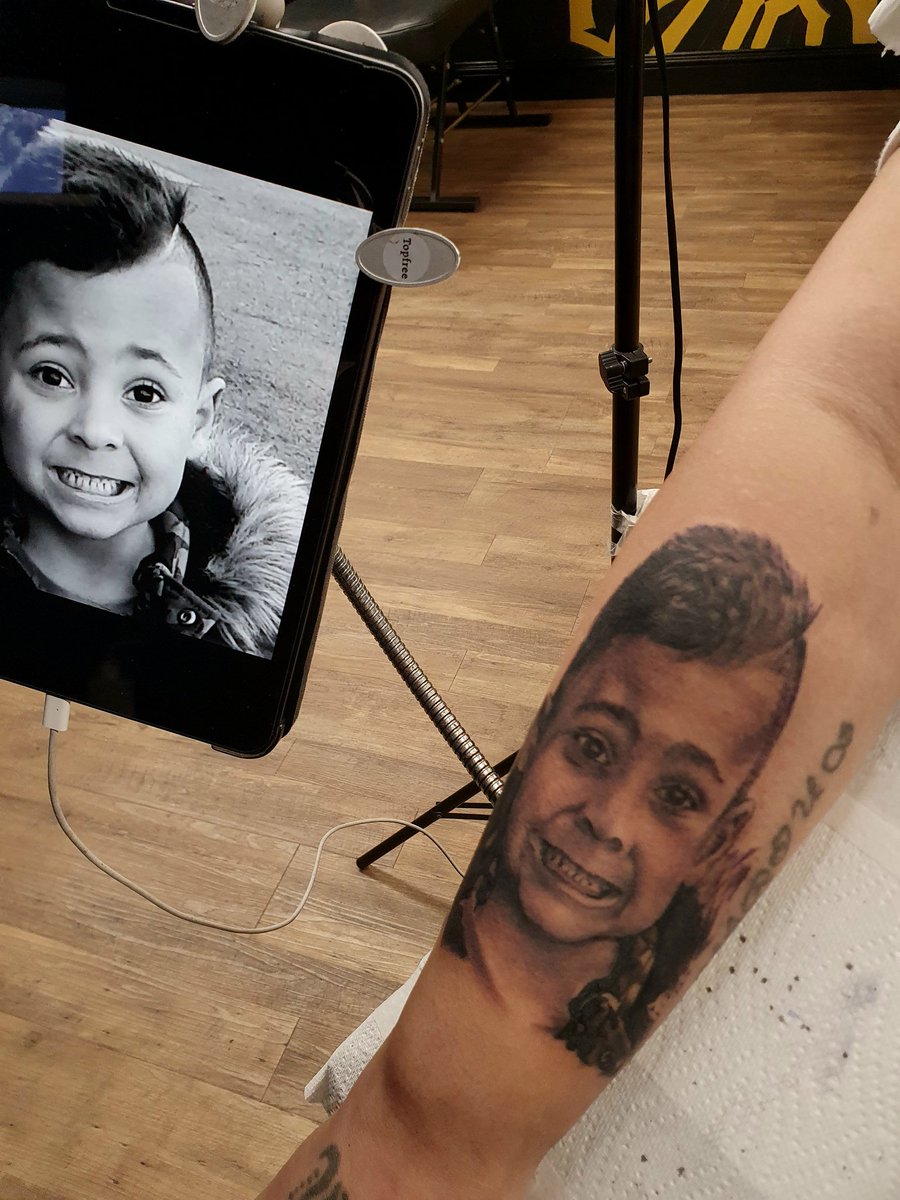 TattooObsession's tweet photo. Portrait I did this week of clients son
#family #tattoo #portrait #obsession https://t.co/o34KKnMc6M