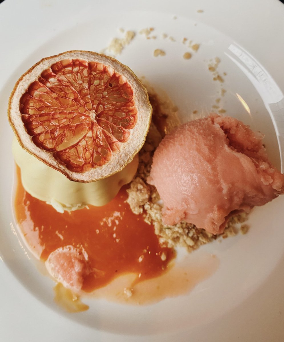Treat Yourself 🧡  Lemon Mousseline Torte with lemon sponge cake, yuzu chocolate glaze, sea buckthorn sauce &amp; citrus segments 🍨 #SeeYouAtScampo